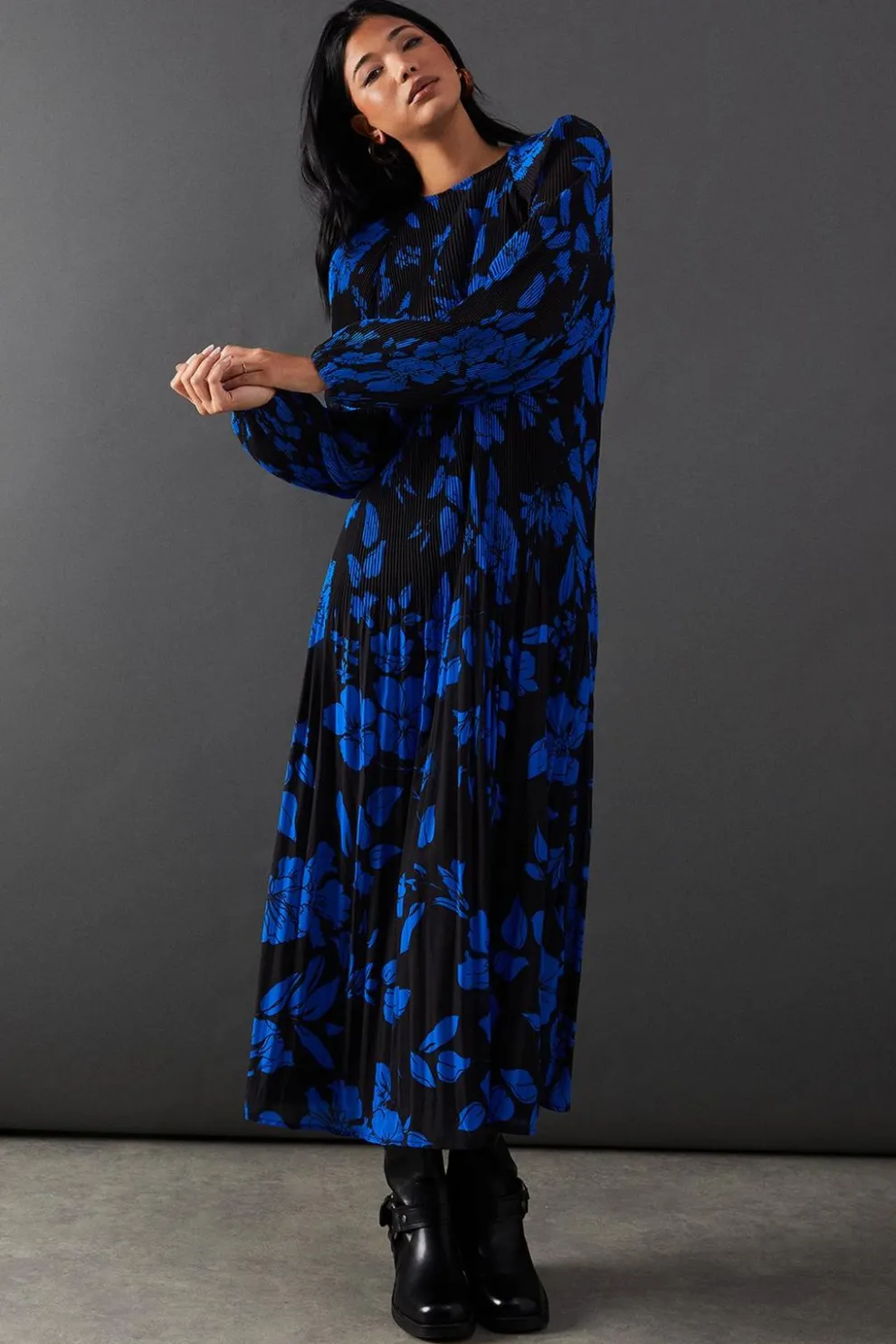 Printed Pleat Chiffon Midaxi Dress | Nasty Gal