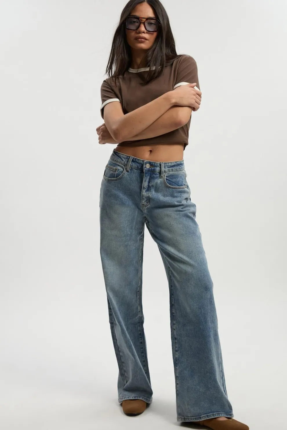 The Mid Waist Wide Leg Jean | Nasty Gal