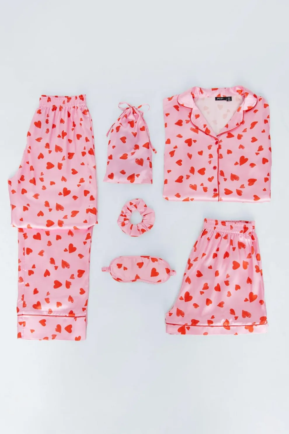 6-pc Satin Heart Print Pajama Set | Nasty Gal