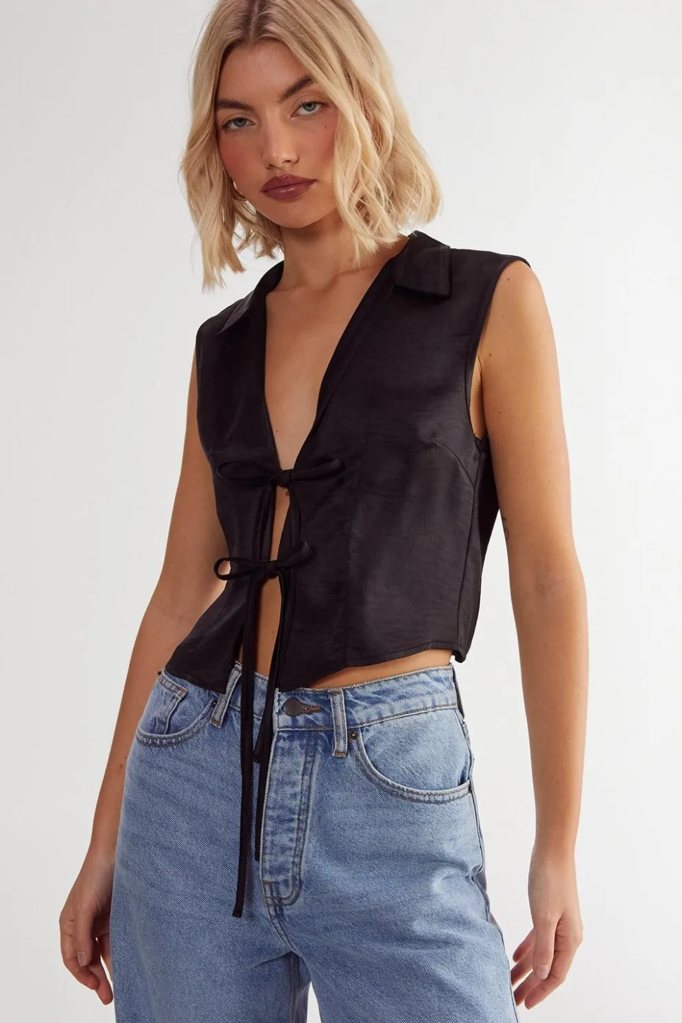 Textured Satin Tie Front Collared Top | Nasty Gal