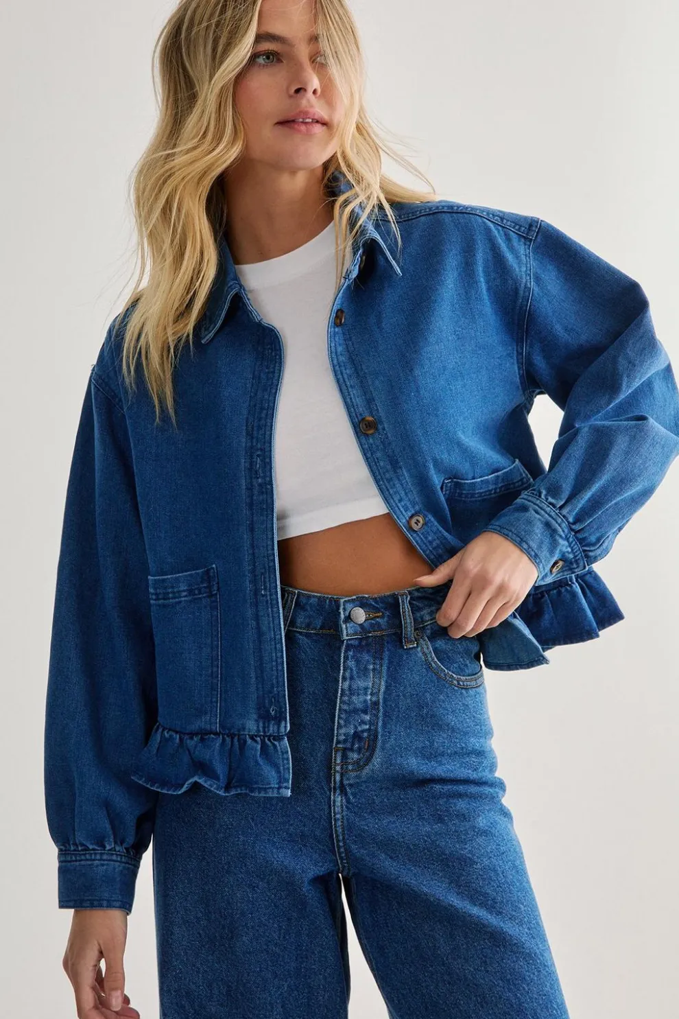 Frill Hem Denim Jacket | Nasty Gal