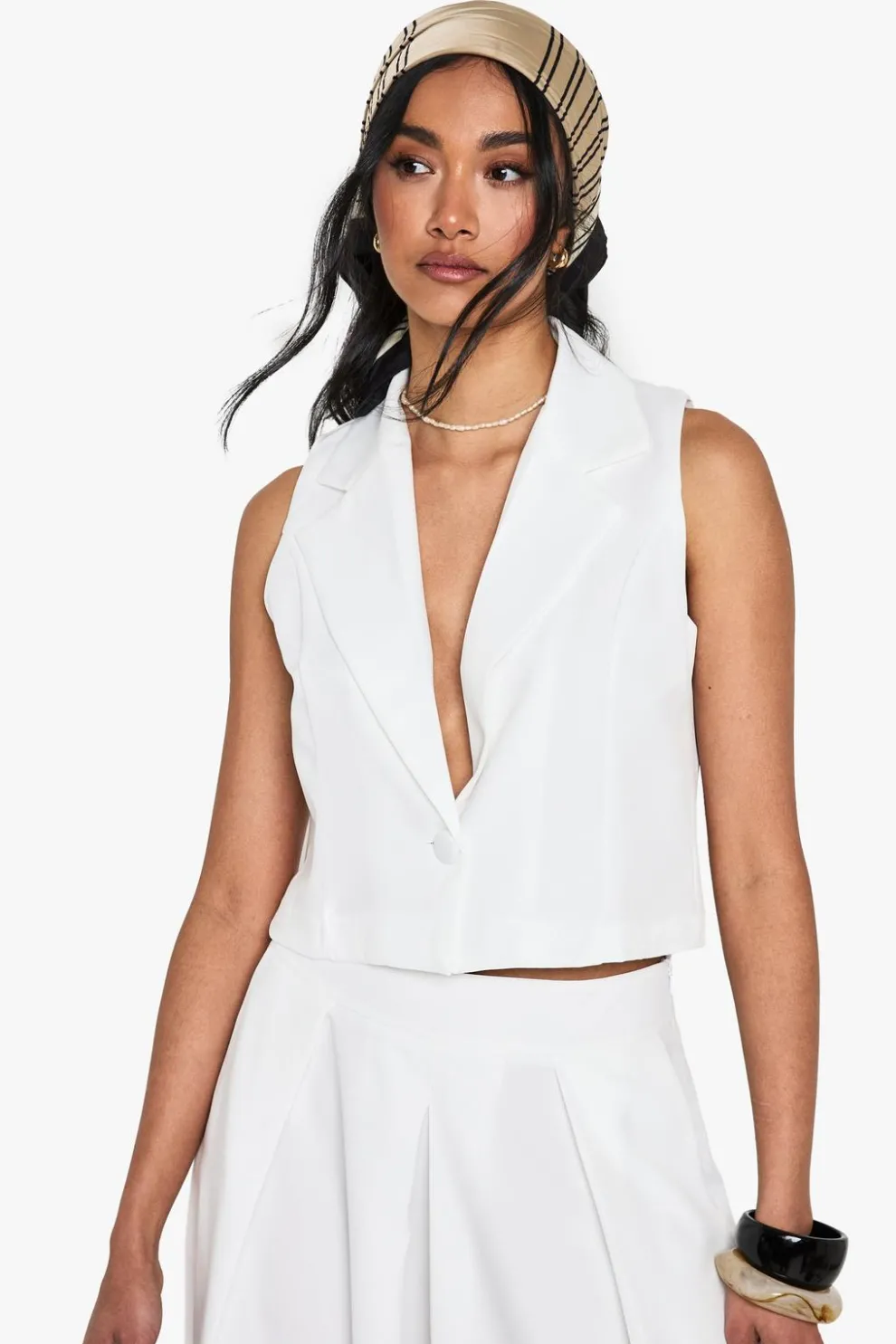 Linen Look Tailored Cropped Waistcoat | Nasty Gal