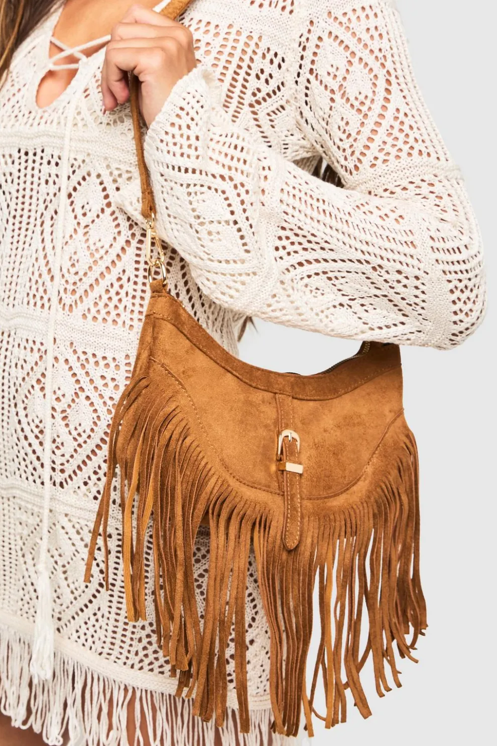 Fringe and Buckle Detail Shoulder Bag | Nasty Gal