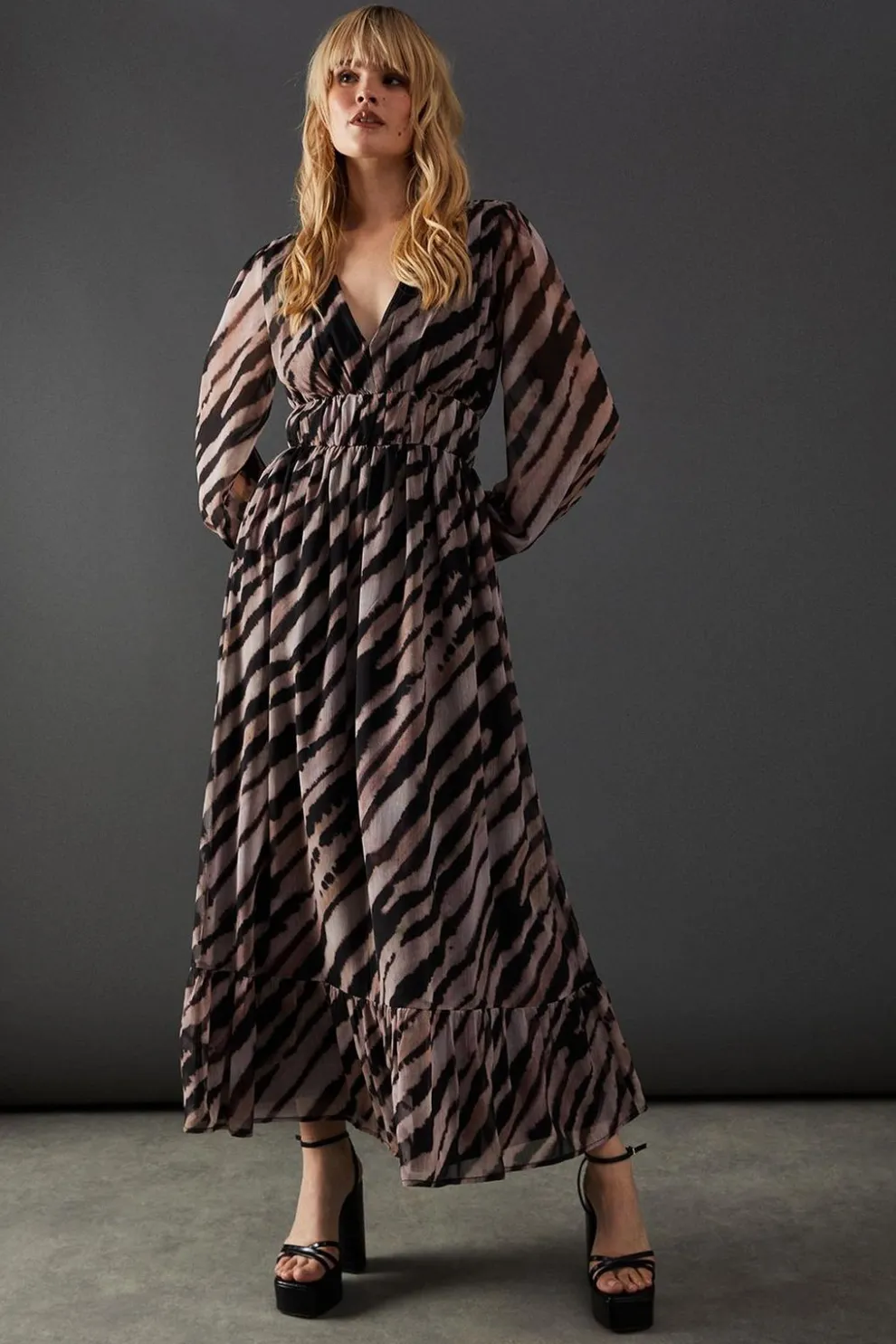 Animal Chiffon Plunge Neck Balloon Sleeve Maxi Dress | Nasty Gal