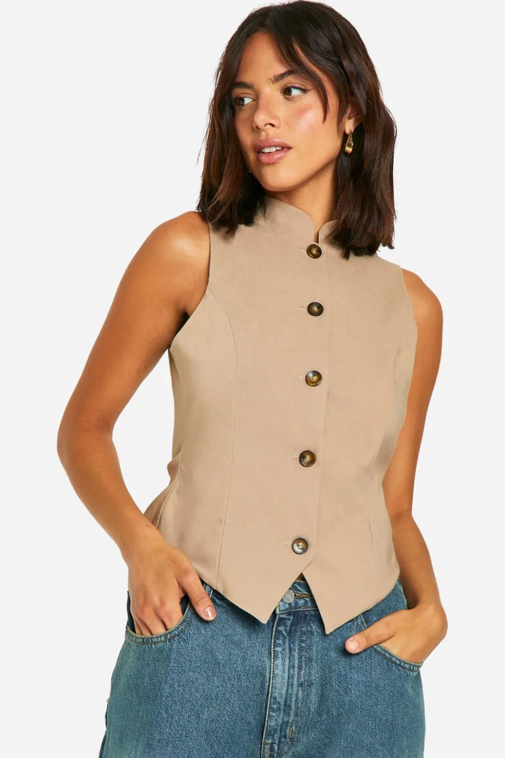 Super Stretch Mock Horn Button Fitted High Neck Waistcoat | Nasty Gal