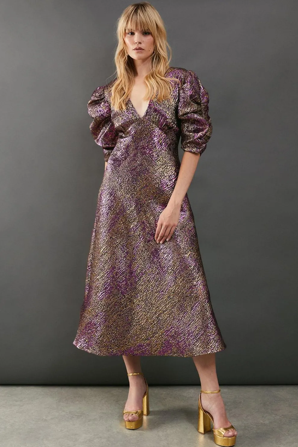 Metallic Jacquard Plunge Neck Puff Sleeve Midi Dress | Nasty Gal