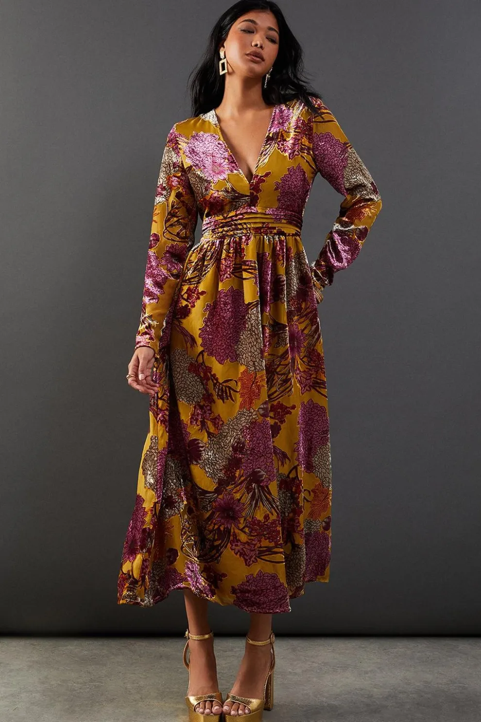 Burnout Velvet Plunge Neck Waisted Midi Dress | Nasty Gal