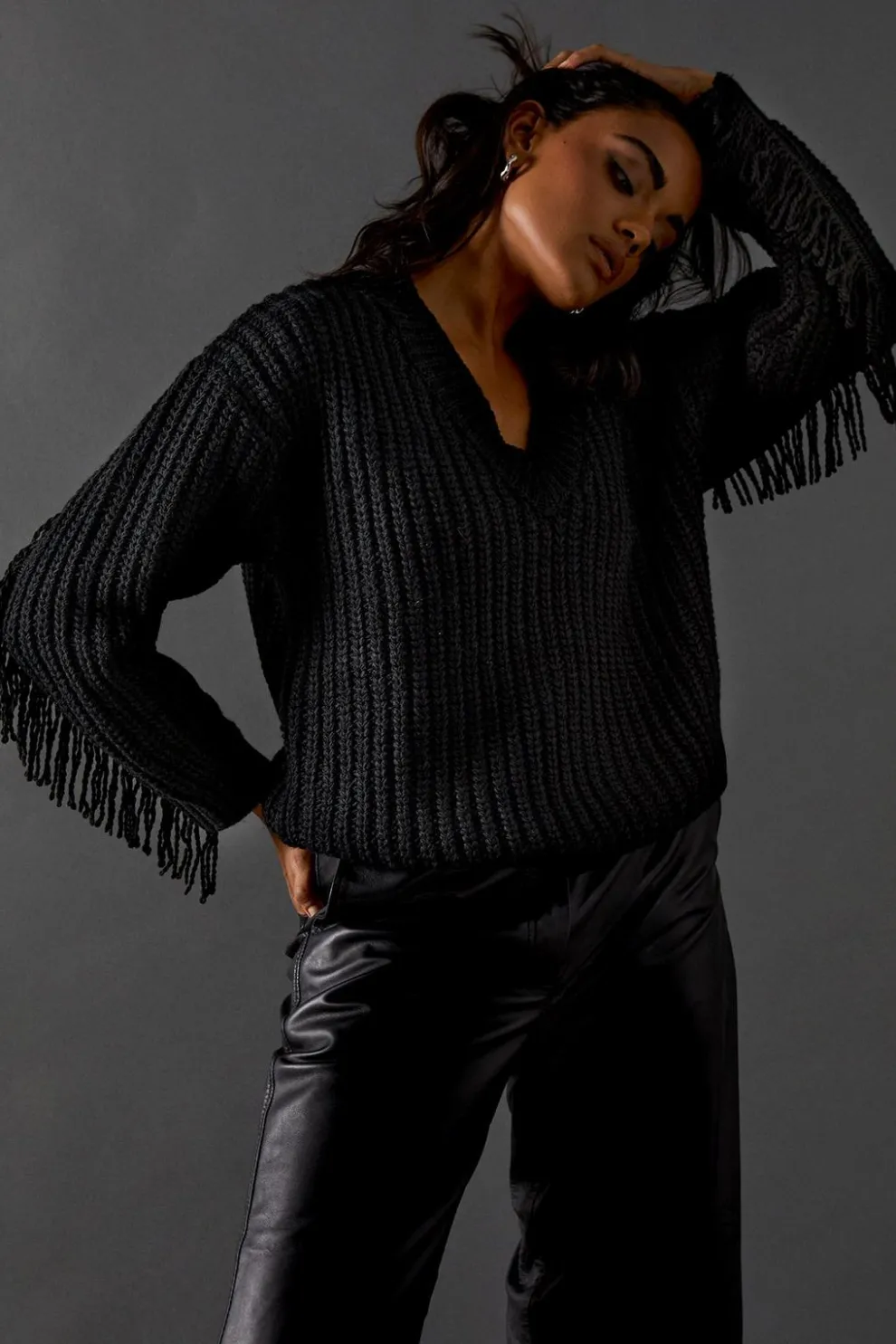 Fringed Back V Neck Jumper | Nasty Gal