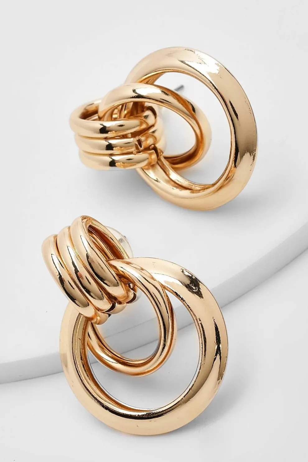 Twist Detail Stud Earrings | Nasty Gal