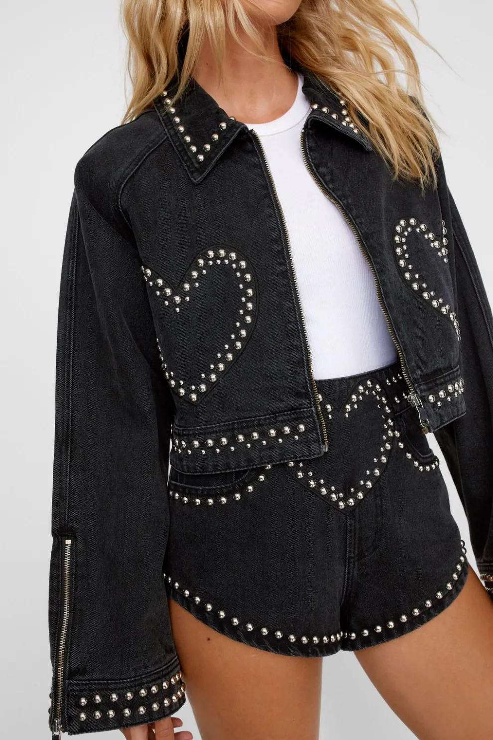 Heart Studded Cropped Denim Jacket | Nasty Gal