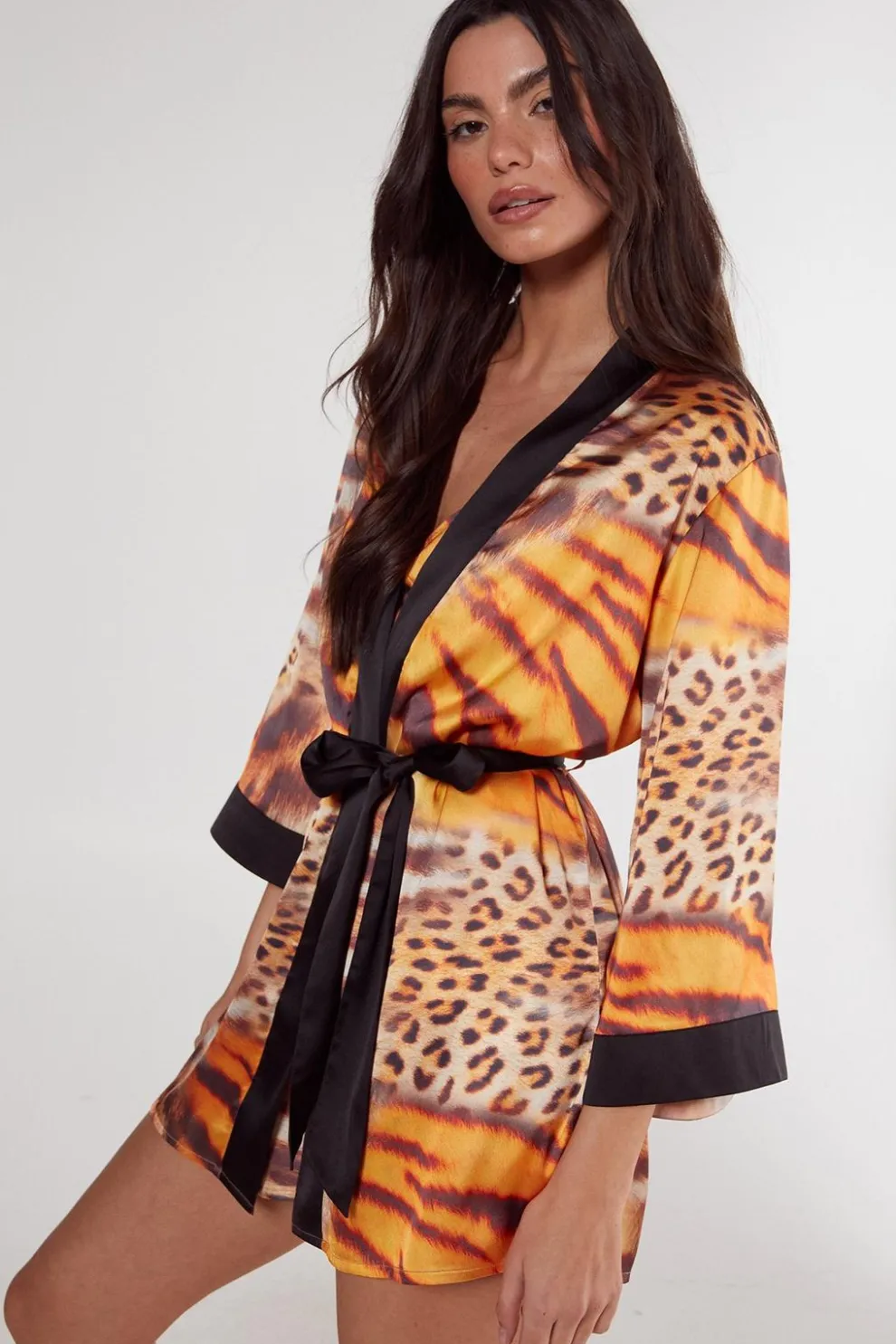 Mixed Tiger & Leopard Print Robe | Nasty Gal
