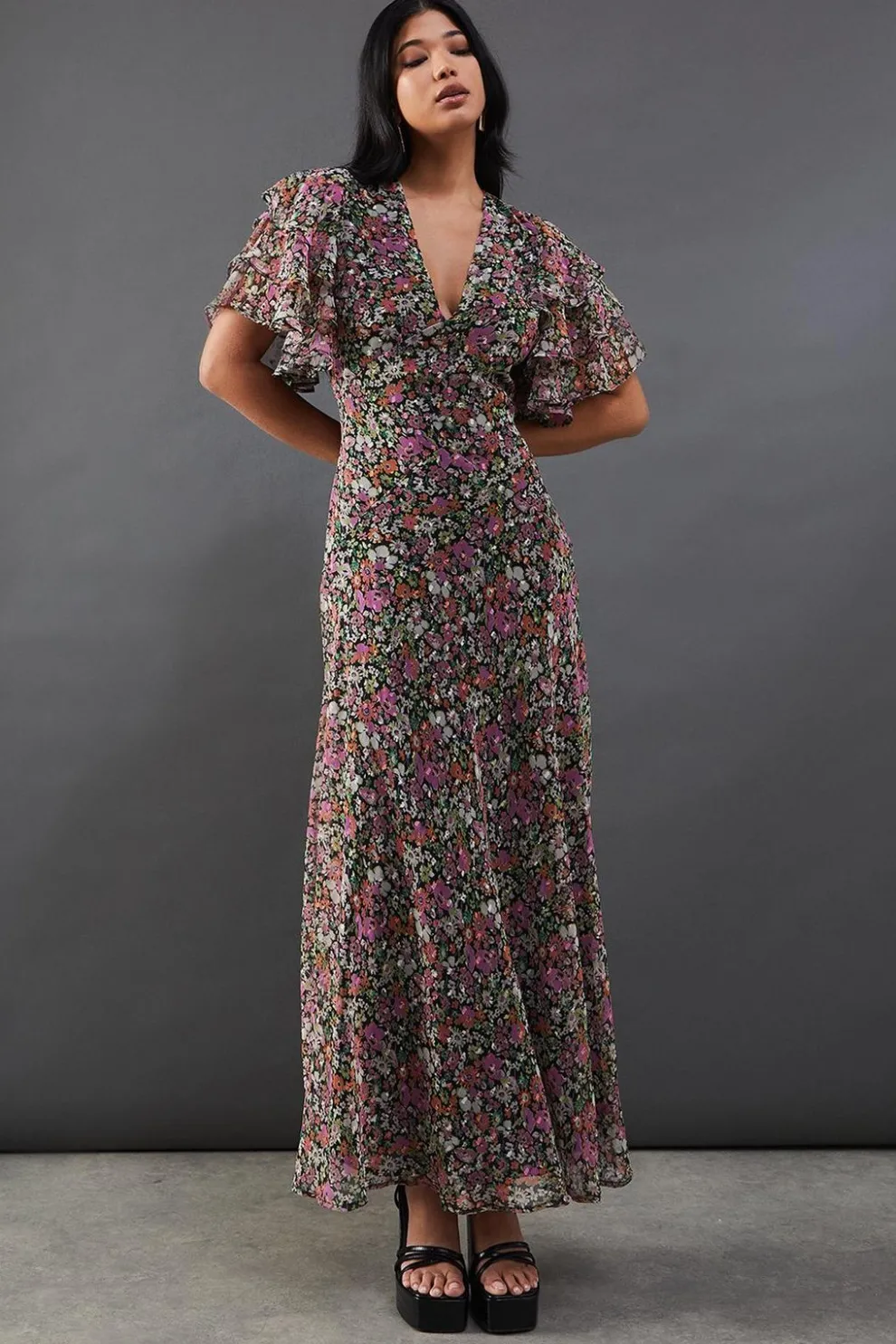 Daisy Floral Print Chiffon Maxi Dress | Nasty Gal