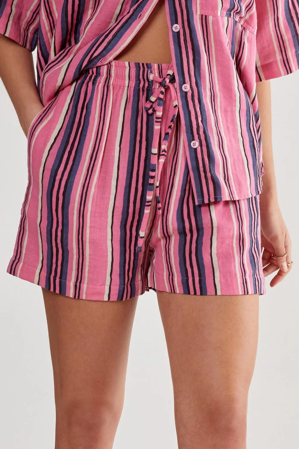 Cotton Gauze Stripe Tie Waist Shorts | Nasty Gal