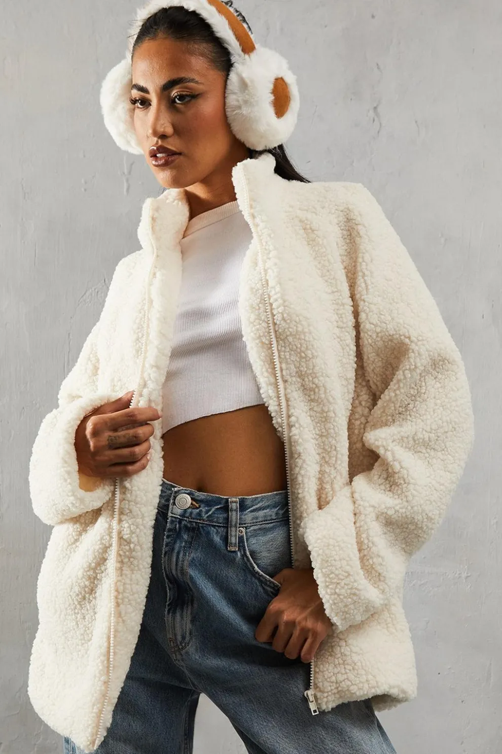 Soft Teddy Borg Zip Through Jacket | Nasty Gal